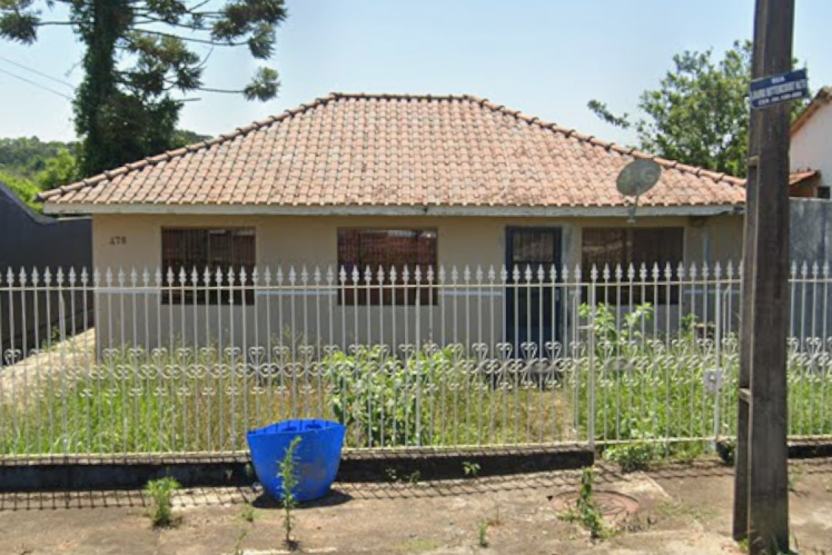 Lote 1 - casa em alvenaria