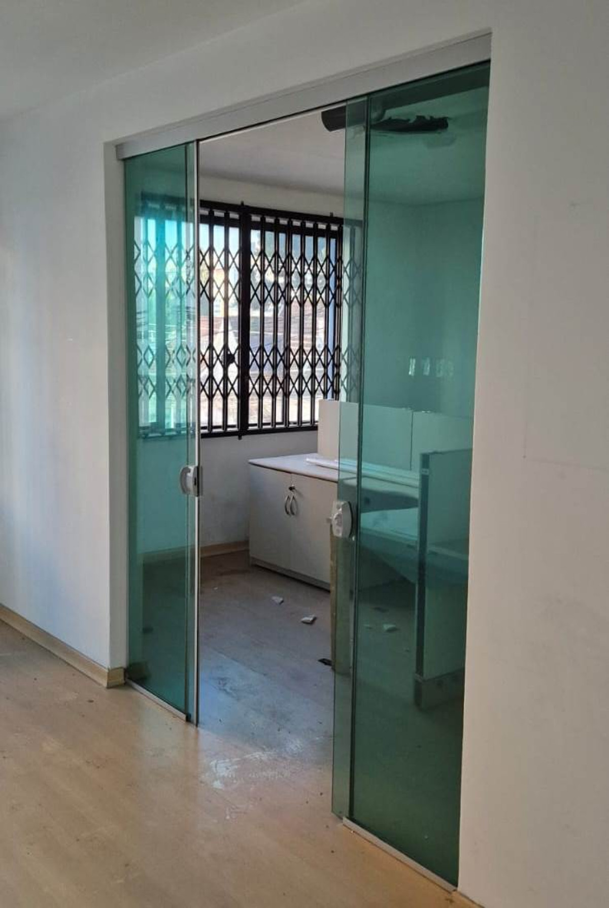 Lote 7 - prédio comercial