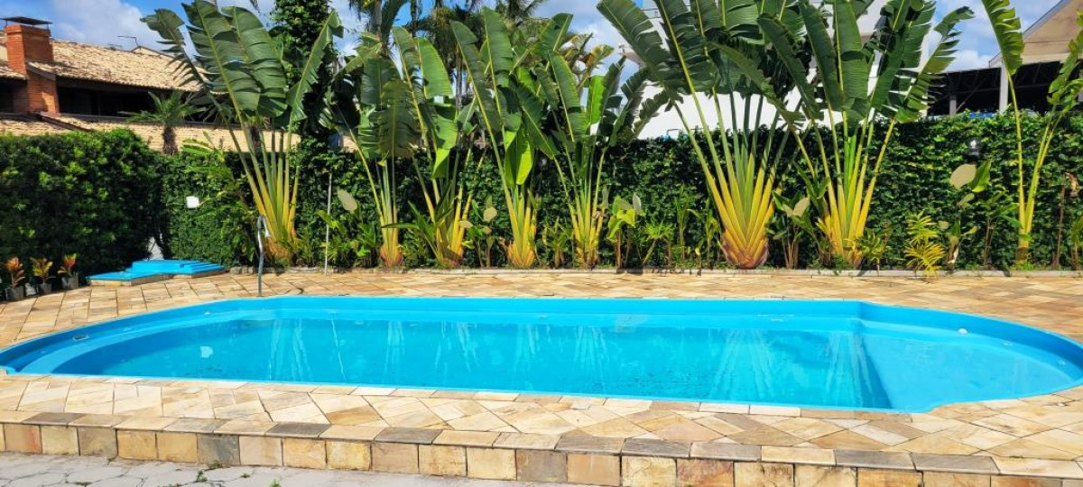 Casa Em Condomínio Fechado, localizado em Guaratuba - PR