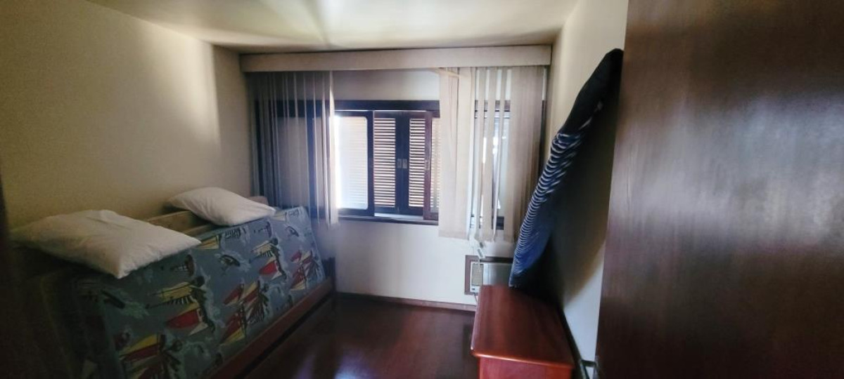 Casa Em Condomínio Fechado, localizado em Guaratuba - PR