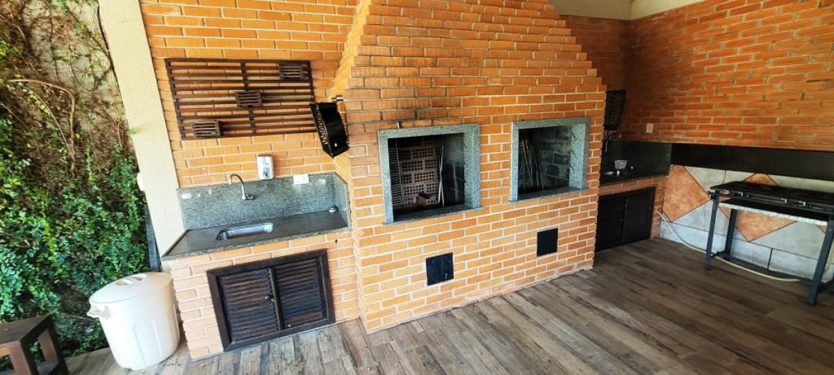 Casa Em Condomínio Fechado, localizado em Guaratuba - PR