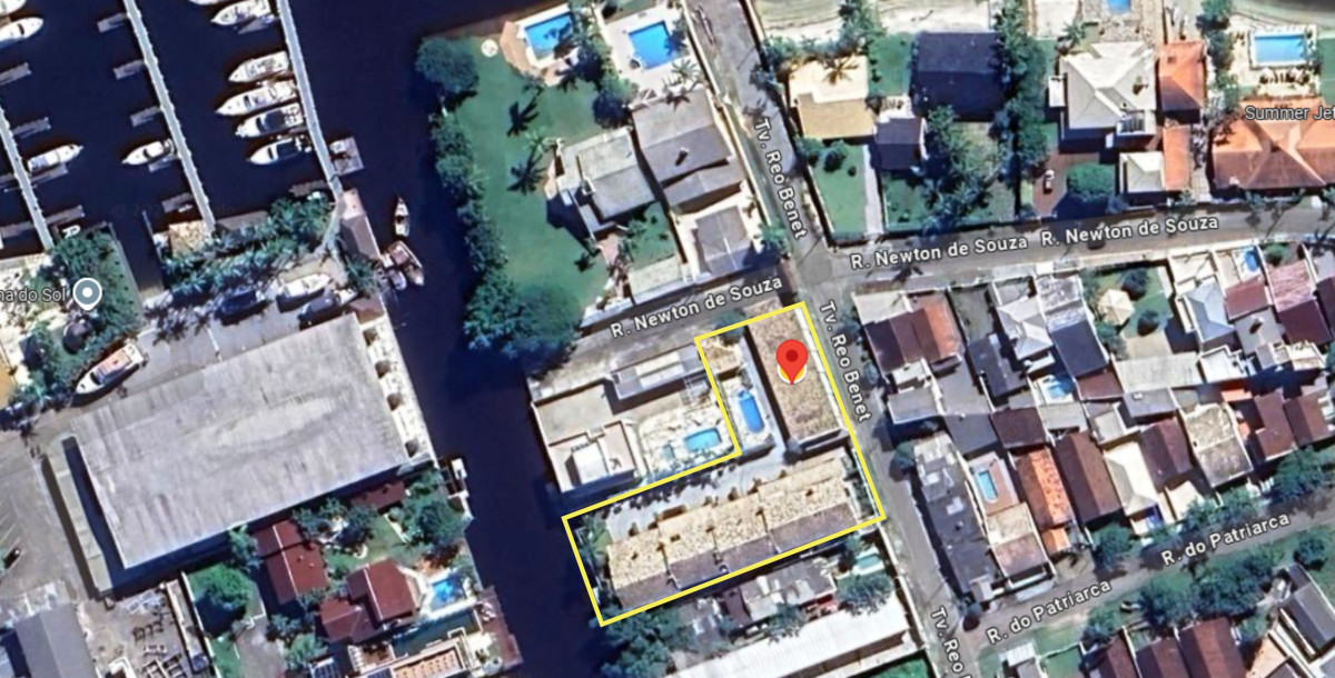Casa Em Condomínio Fechado, localizado em Guaratuba - PR