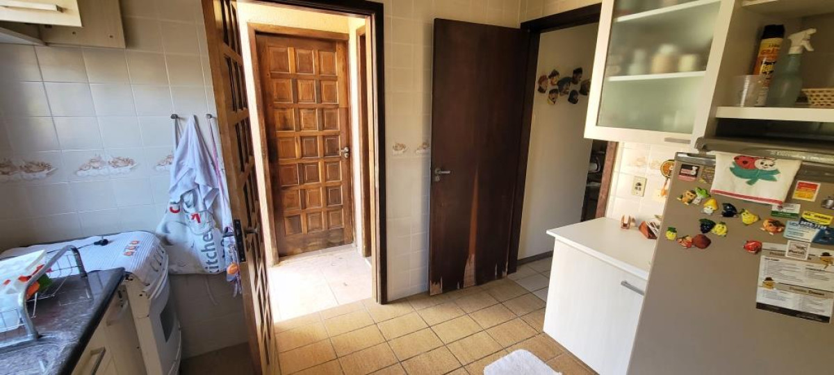 Casa Em Condomínio Fechado, localizado em Guaratuba - PR