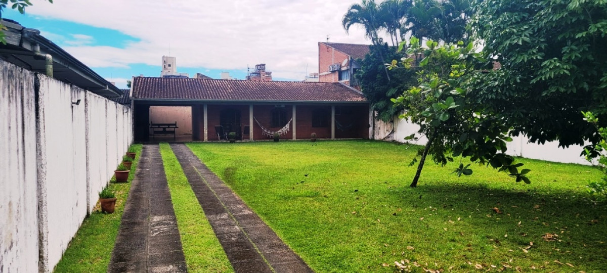 Lote 4 - Casa Em Alvenaria