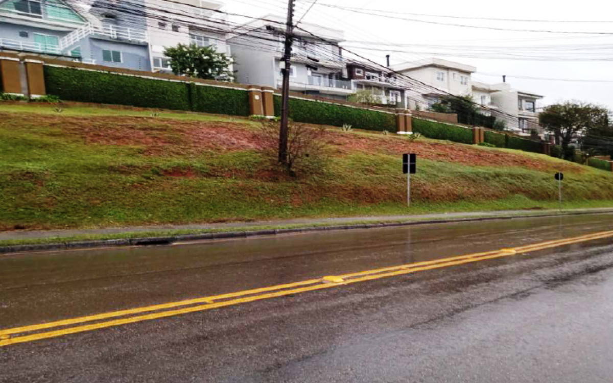 Leilão 279 - Lote 22565 (lote B-4) - Terreno Urbano Em Curitiba/pr, localizado em Curitiba - PR