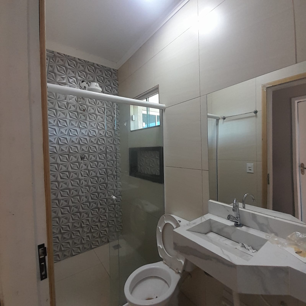 Leilão 280 - Lote 22583: Sobrado Em Alvenaria Em Apucarana/pr, localizado em Apucarana - PR