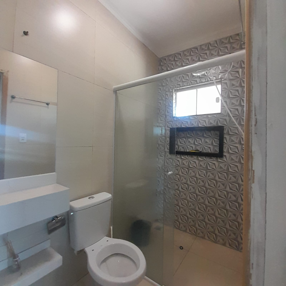 Leilão 280 - Lote 22583: Sobrado Em Alvenaria Em Apucarana/pr, localizado em Apucarana - PR
