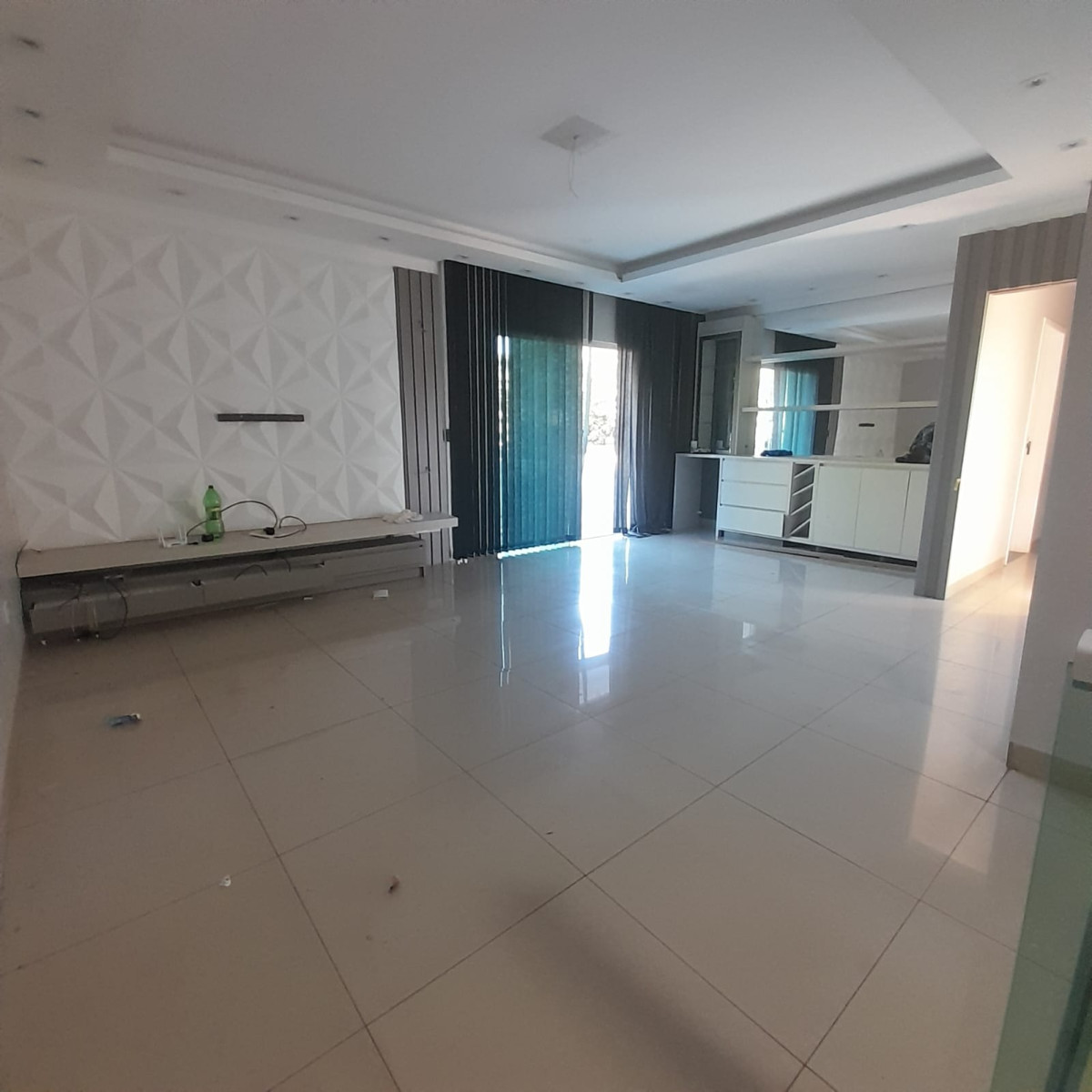 Leilão 280 - Lote 22583: Sobrado Em Alvenaria Em Apucarana/pr, localizado em Apucarana - PR