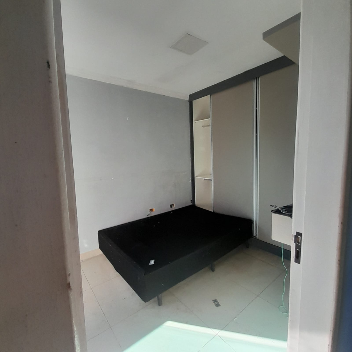 Leilão 280 - Lote 22583: Sobrado Em Alvenaria Em Apucarana/pr, localizado em Apucarana - PR