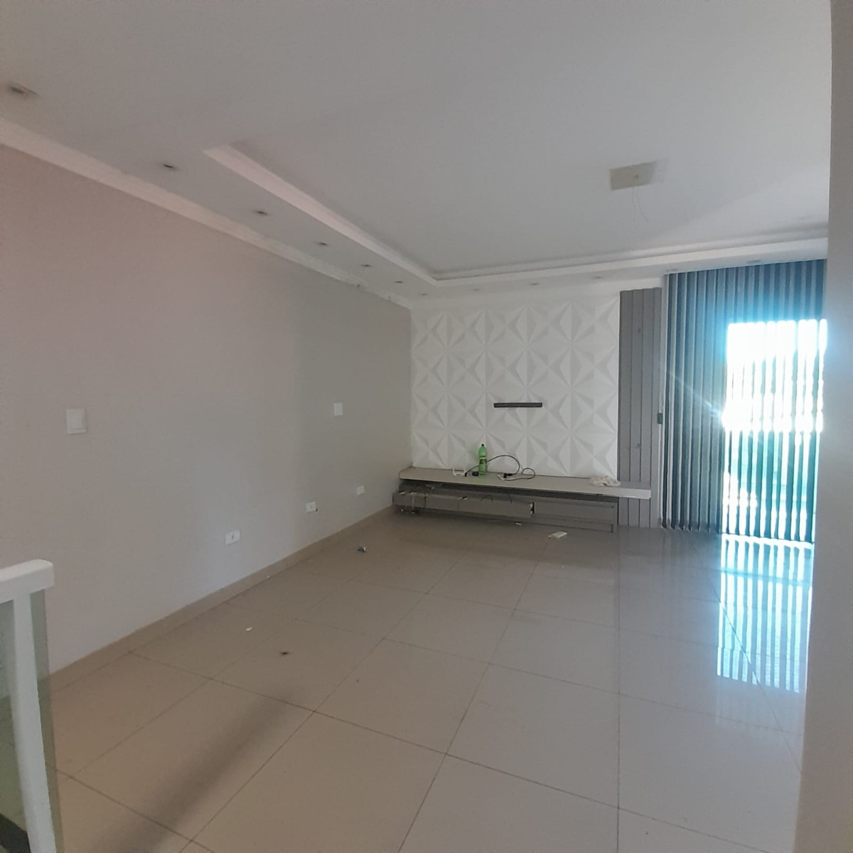 Leilão 280 - Lote 22583: Sobrado Em Alvenaria Em Apucarana/pr, localizado em Apucarana - PR