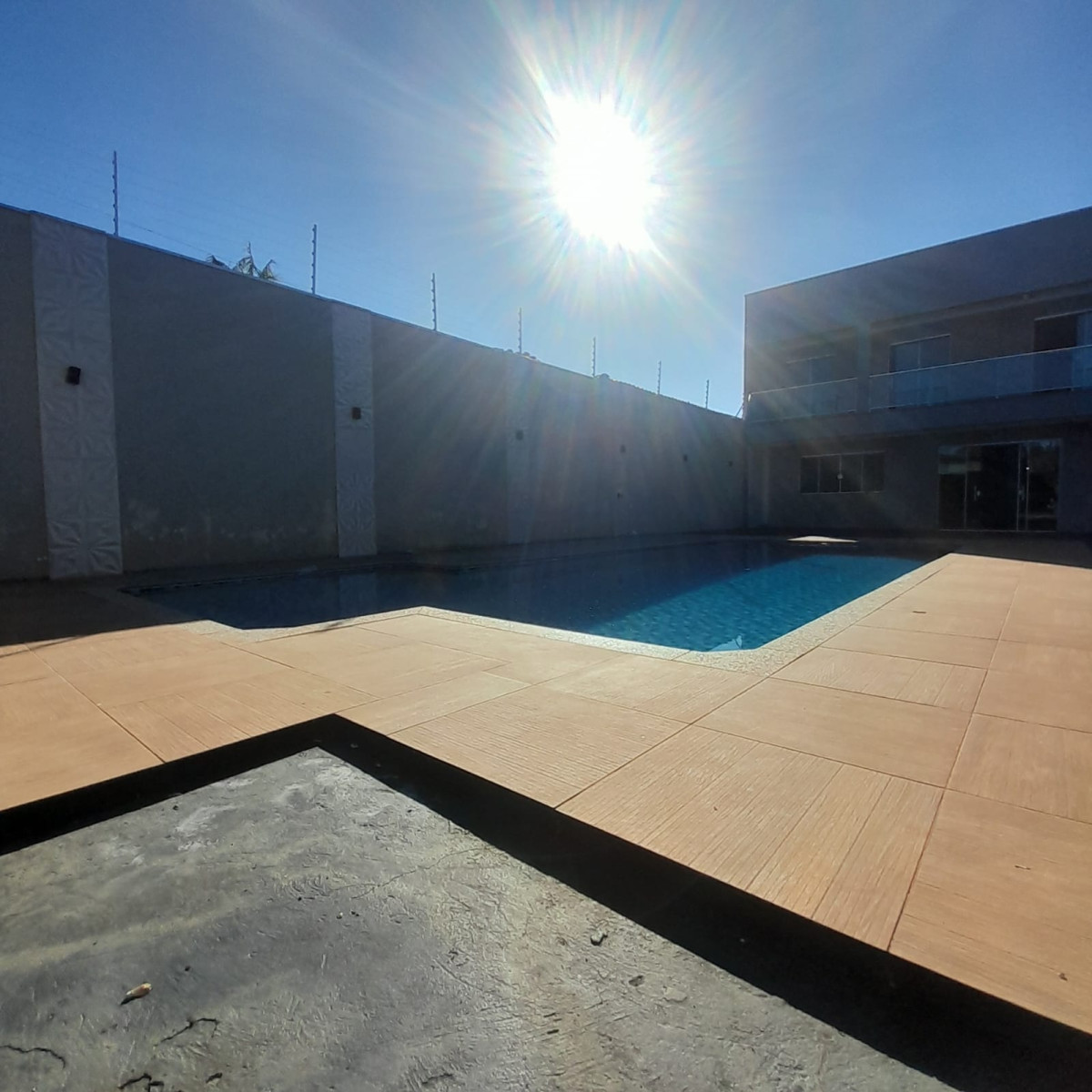Leilão 280 - Lote 22583: Sobrado Em Alvenaria Em Apucarana/pr, localizado em Apucarana - PR