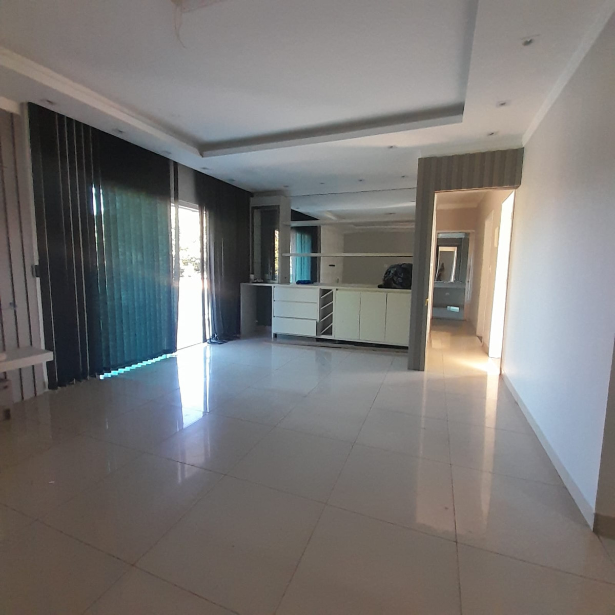 Leilão 280 - Lote 22583: Sobrado Em Alvenaria Em Apucarana/pr, localizado em Apucarana - PR