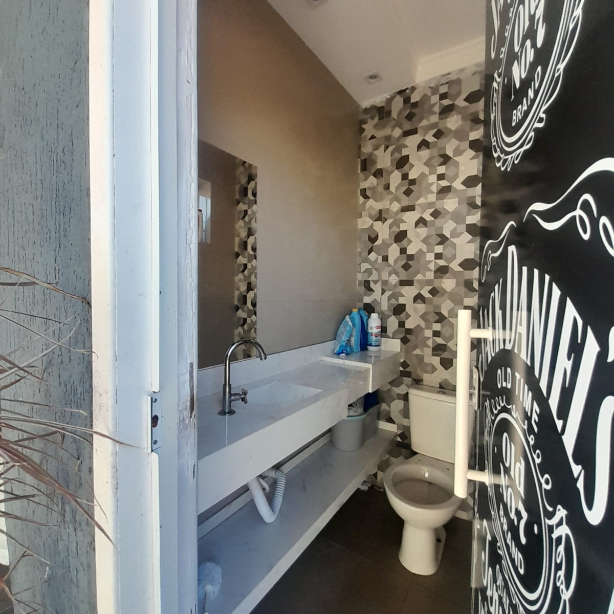 Leilão 280 - Lote 22583: Sobrado Em Alvenaria Em Apucarana/pr, localizado em Apucarana - PR