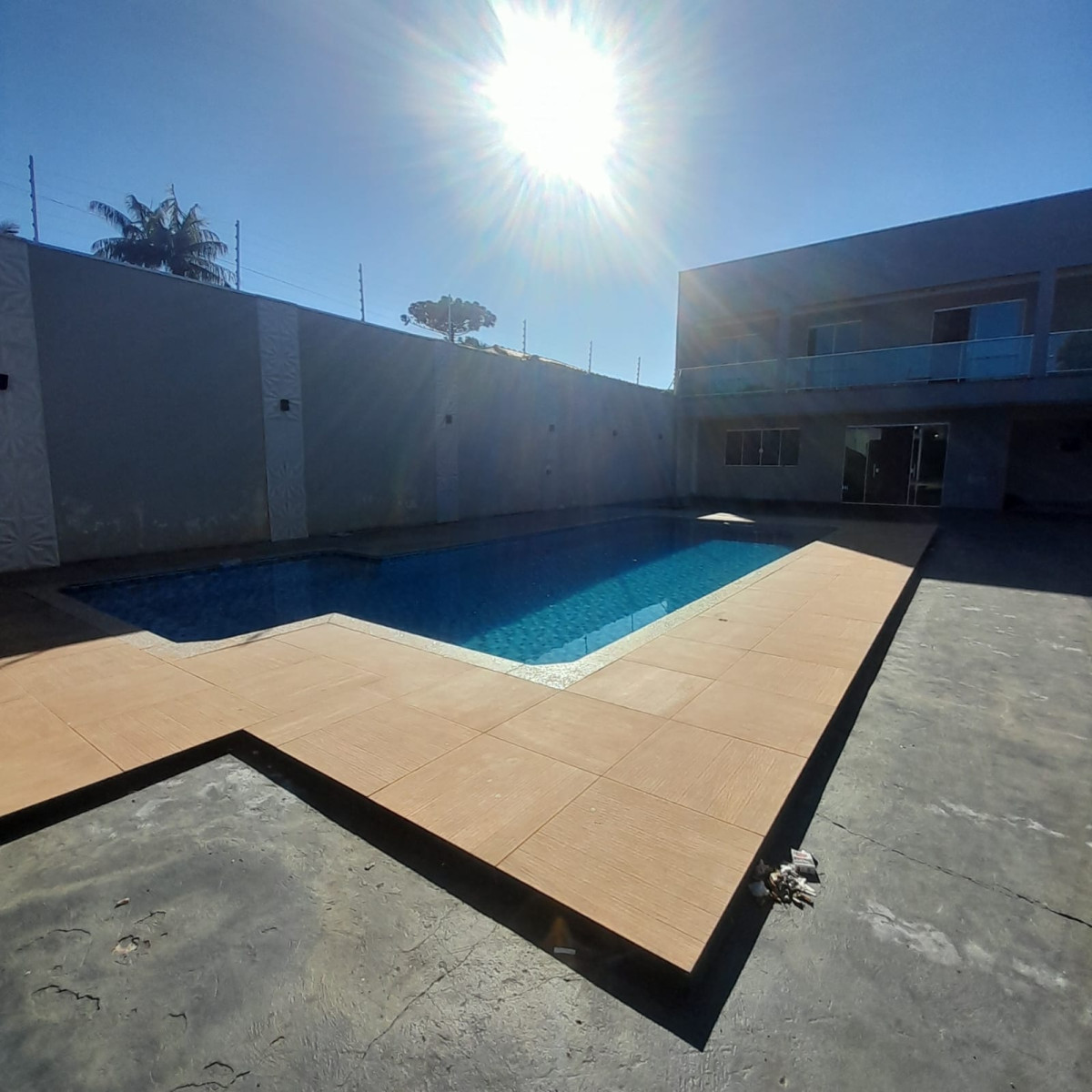 Leilão 280 - Lote 22583: Sobrado Em Alvenaria Em Apucarana/pr, localizado em Apucarana - PR