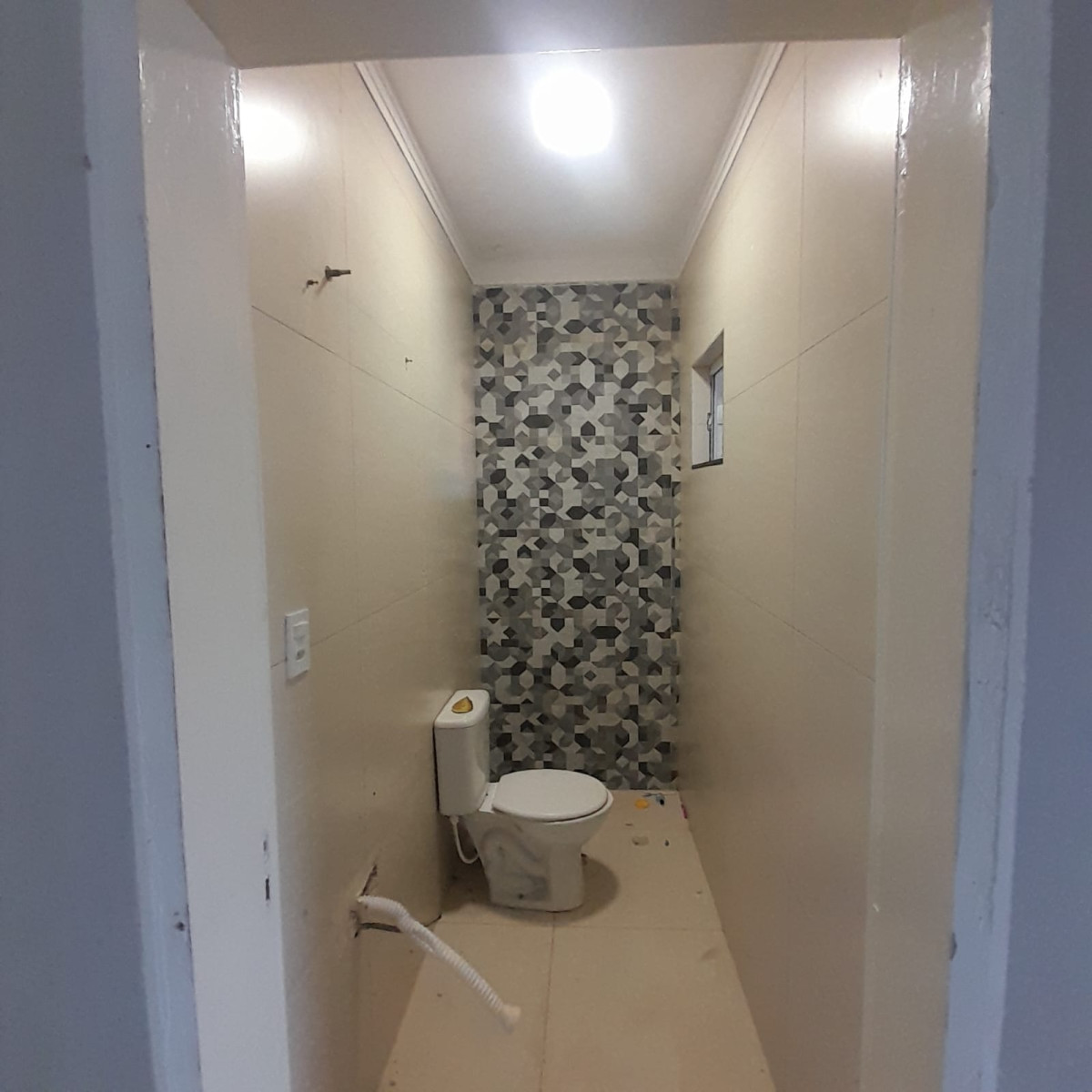 Leilão 280 - Lote 22583: Sobrado Em Alvenaria Em Apucarana/pr, localizado em Apucarana - PR